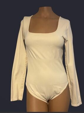 OQQ Cream Long-Sleeve Square Neck Bodysuit - Women